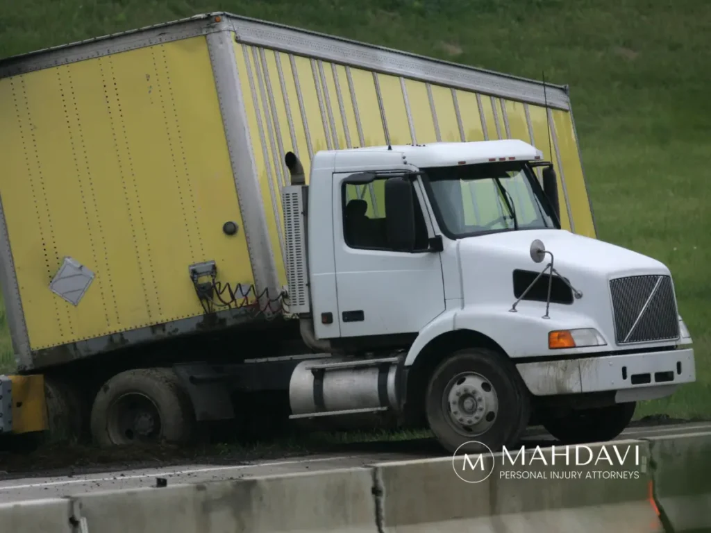 What Causes a Jackknifed Truck Accident in Houston, Texas? - Call 855-624-3284